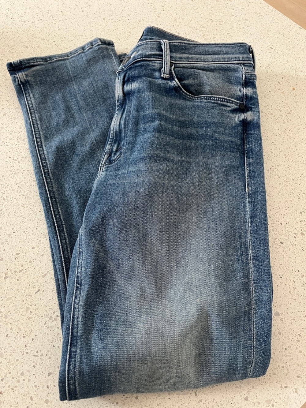 Mother Mid Rise Dazzler Ankle Fray Jeans (29)